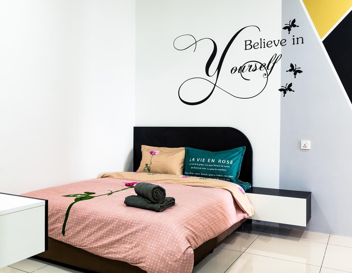 Southwest Island Suite By D Imperio Homestay Bayan Lepas Exterior photo